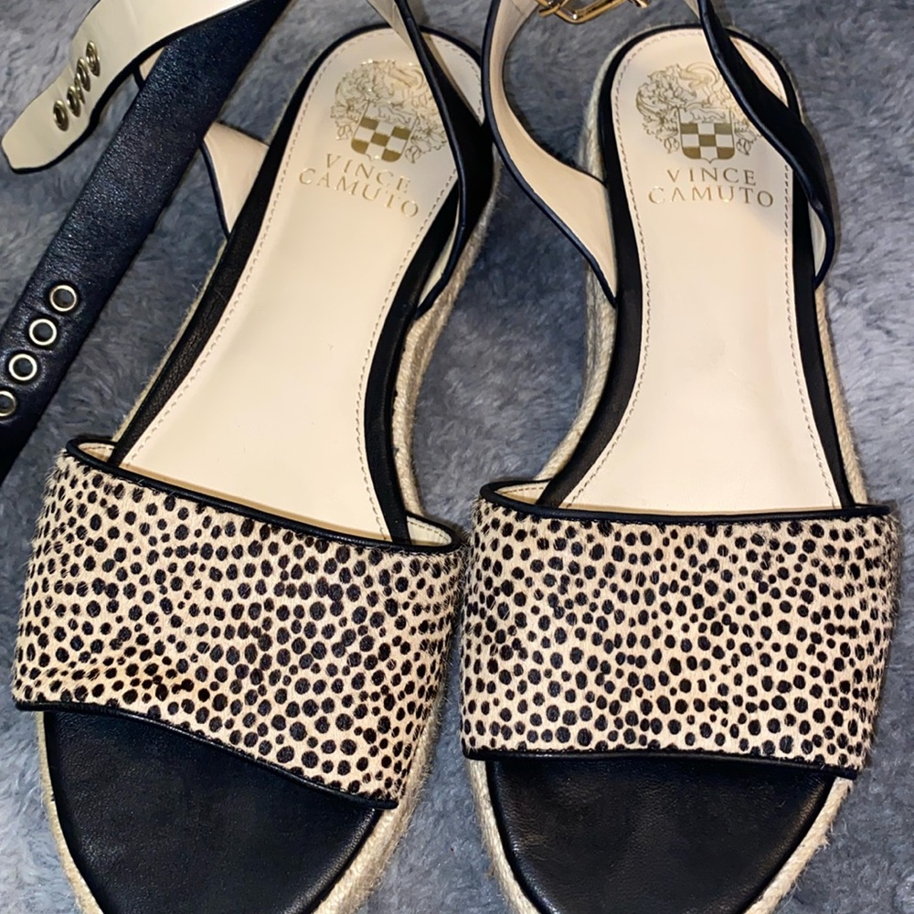 Womans Vince Camuto sandals 7 1/2